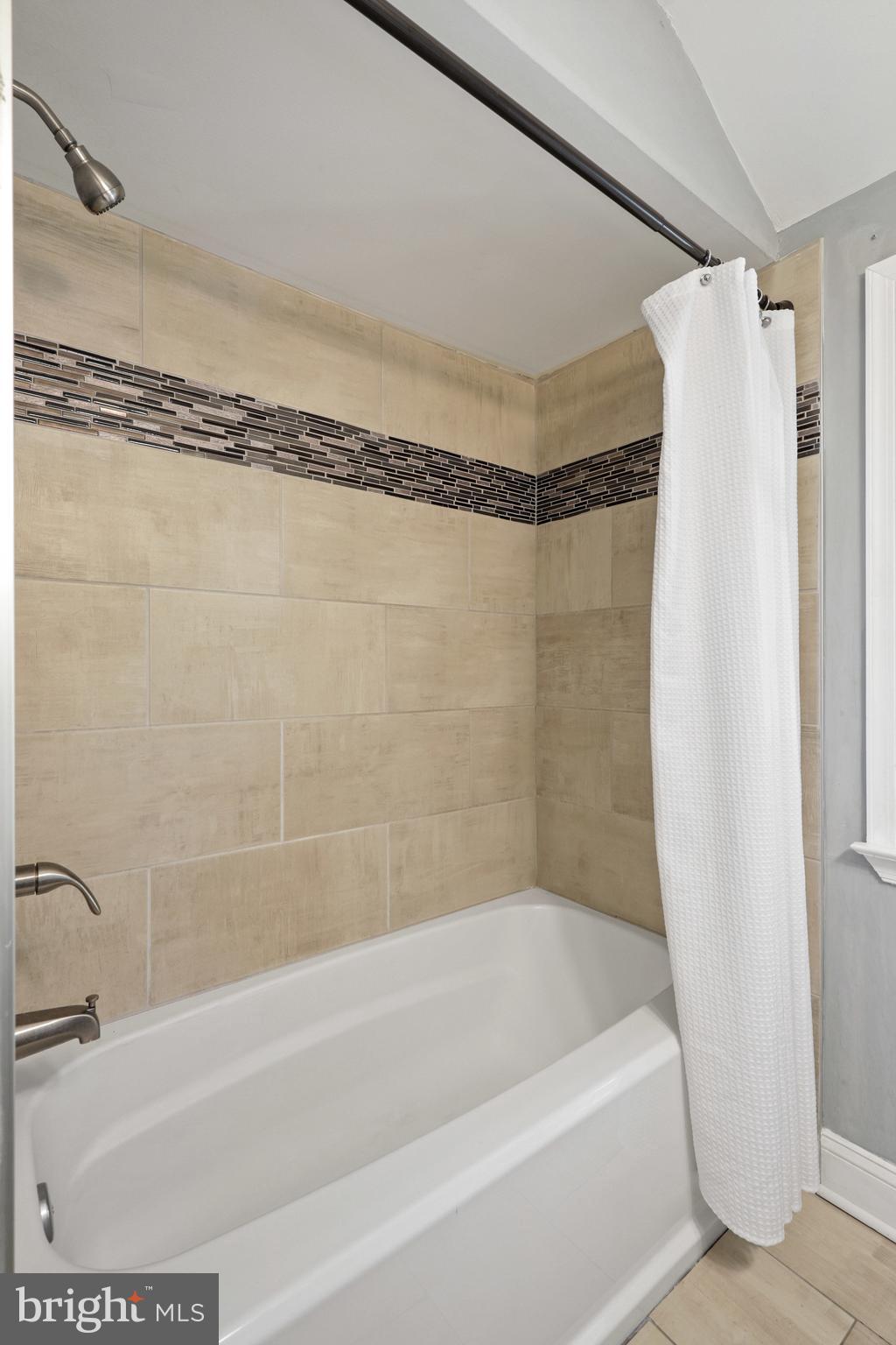 1629 Stonewood Road Baltimore, MD 21239 - Photo 18 of 34 Gallery Image 18