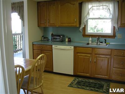 1144 Ralston Road Bethlehem, PA 18018 - Photo 7 of 16 Gallery Image 7