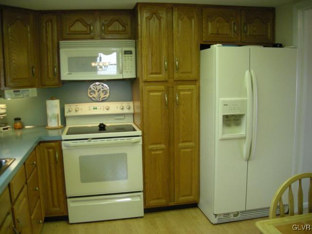 1144 Ralston Road Bethlehem, PA 18018 - Photo 8 of 16 Gallery Image 8