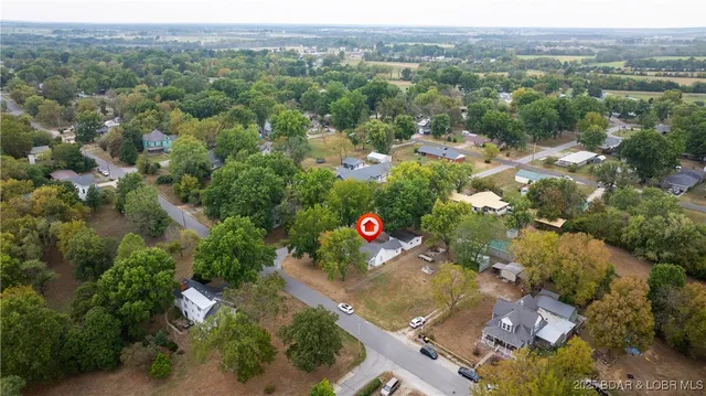 $215,000 | 601 East McNair Street, Versailles, MO 65084