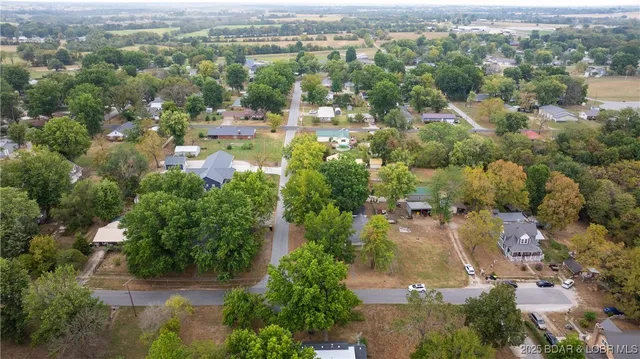 $215,000 | 601 East McNair Street, Versailles, MO 65084