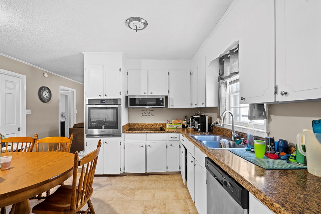 210 Sylvan Road Greenwood, SC 29649 - Photo 5 of 17 Gallery Image 5