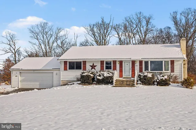 $349,000 | 3702 Kings Road, Pennsburg, PA 18073