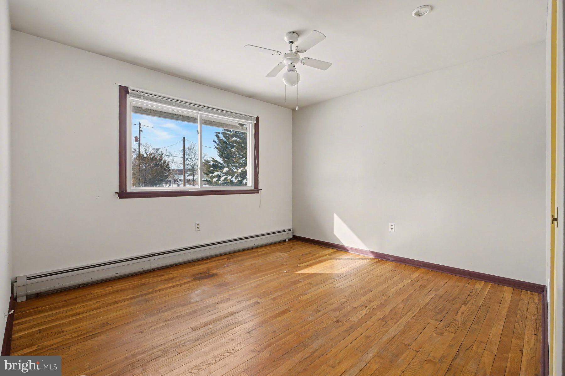 3702 Kings Road Pennsburg, PA 18073 - Photo 21 of 36 BR2