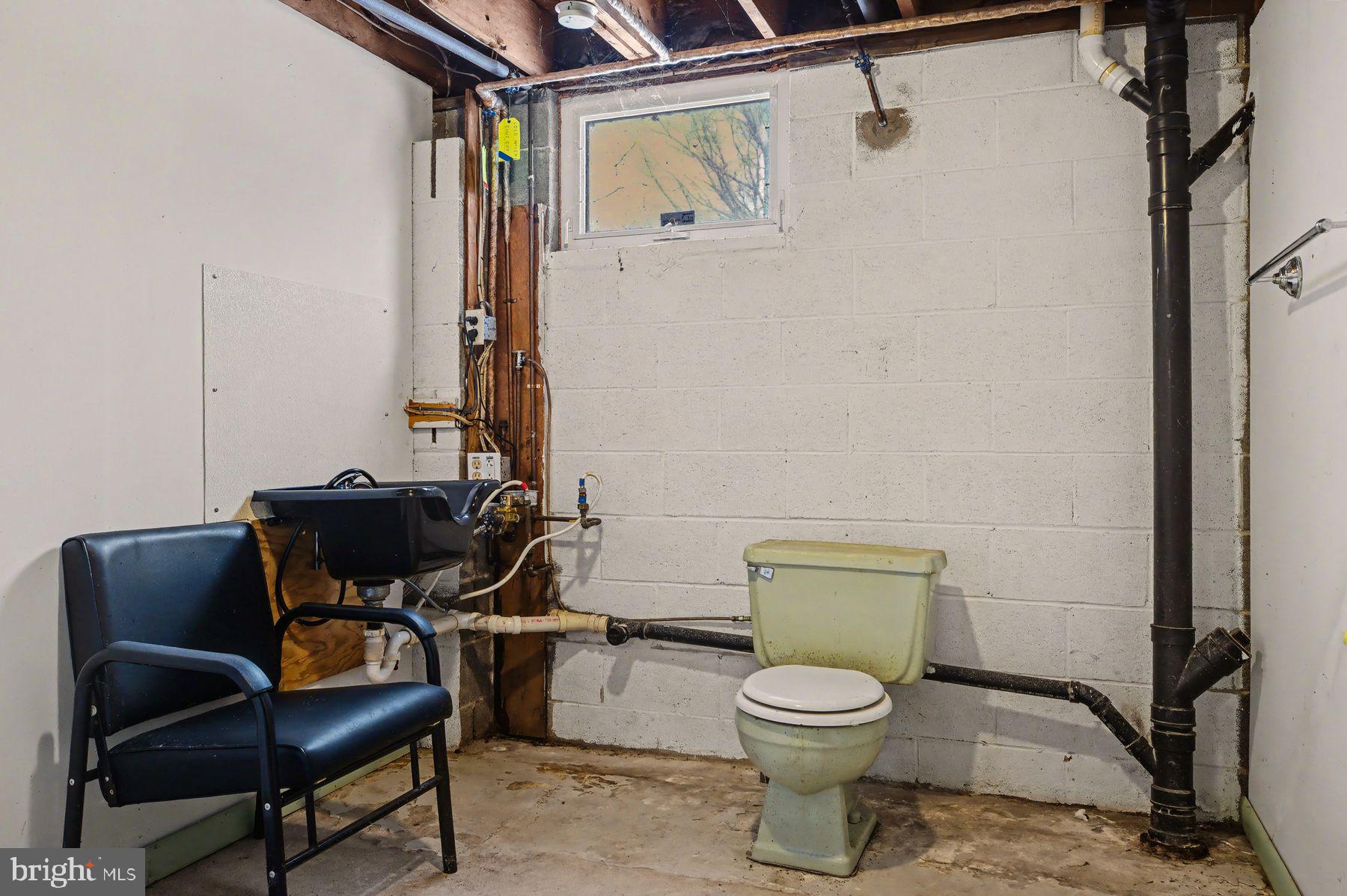 3702 Kings Road Pennsburg, PA 18073 - Photo 28 of 36 Basement half bath