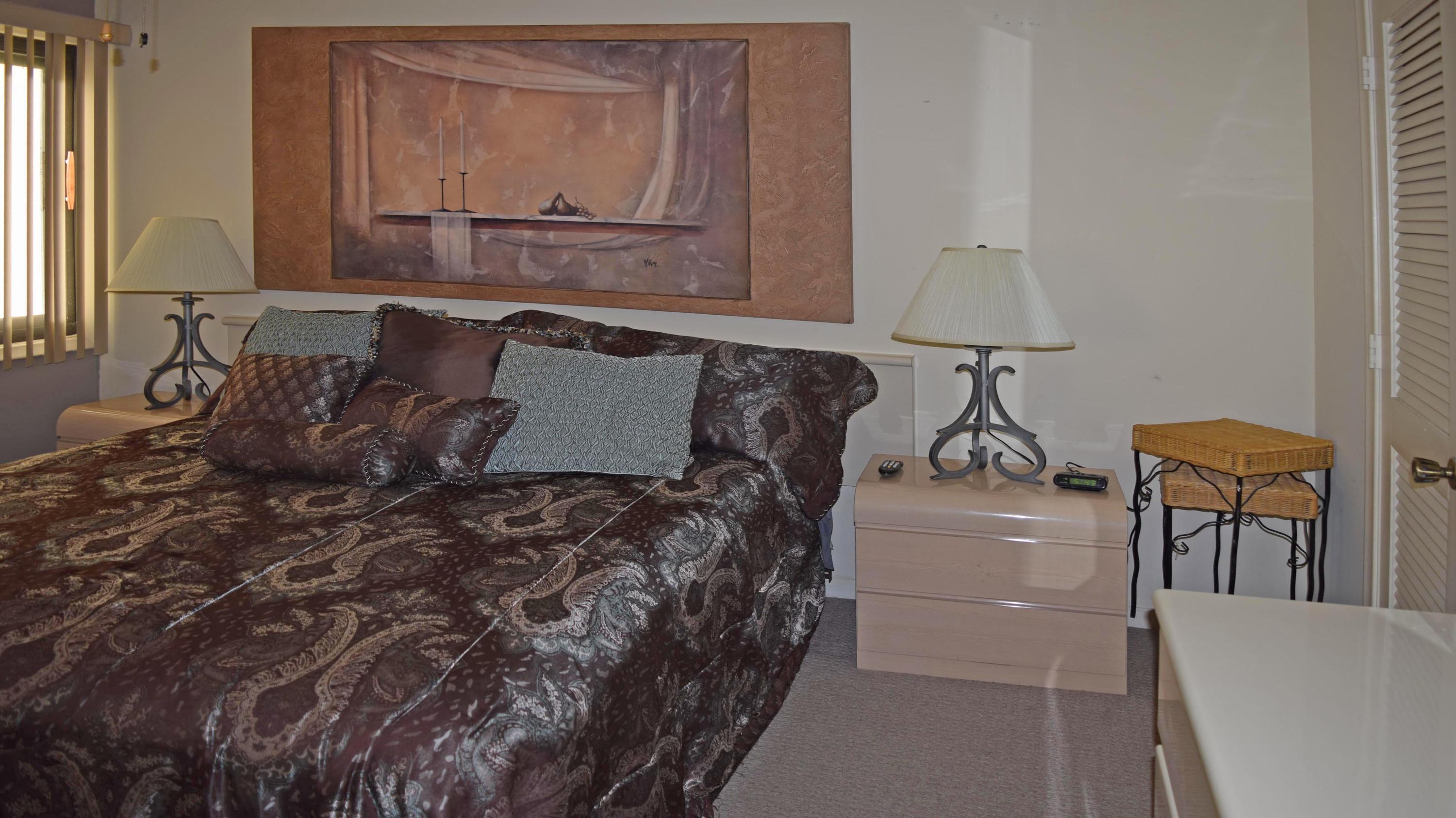3604 Bridgewood Drive, Unit 3604 Boca Raton, FL 33434 - Photo 14 of 15 2nd bedroom