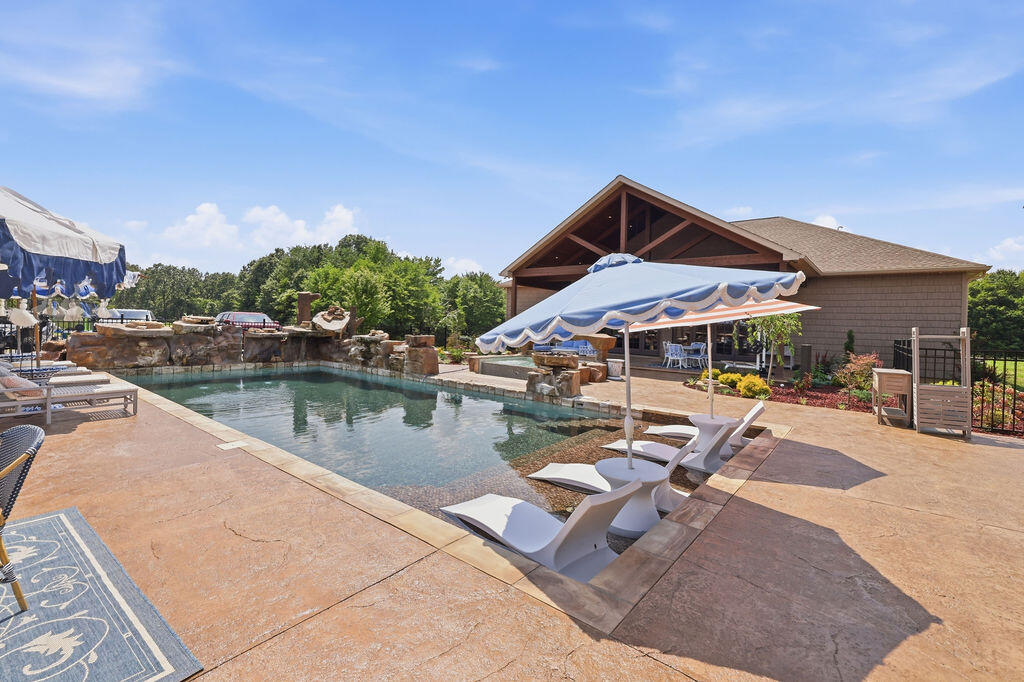 1257 Nance Road Hickory, KY 42051 - Photo 37 of 67 Sun Deck