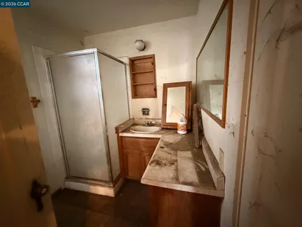 $300,000 | 151 South 3rd Avenue, Oakdale, CA 95361