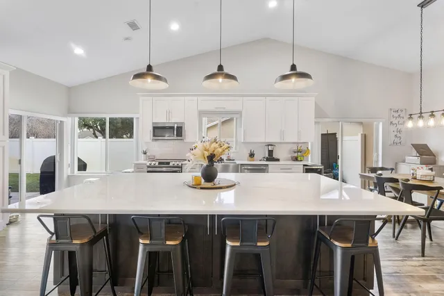 $599,999 | 8289 Waccamaw Lane East, Lake Worth, FL 33467