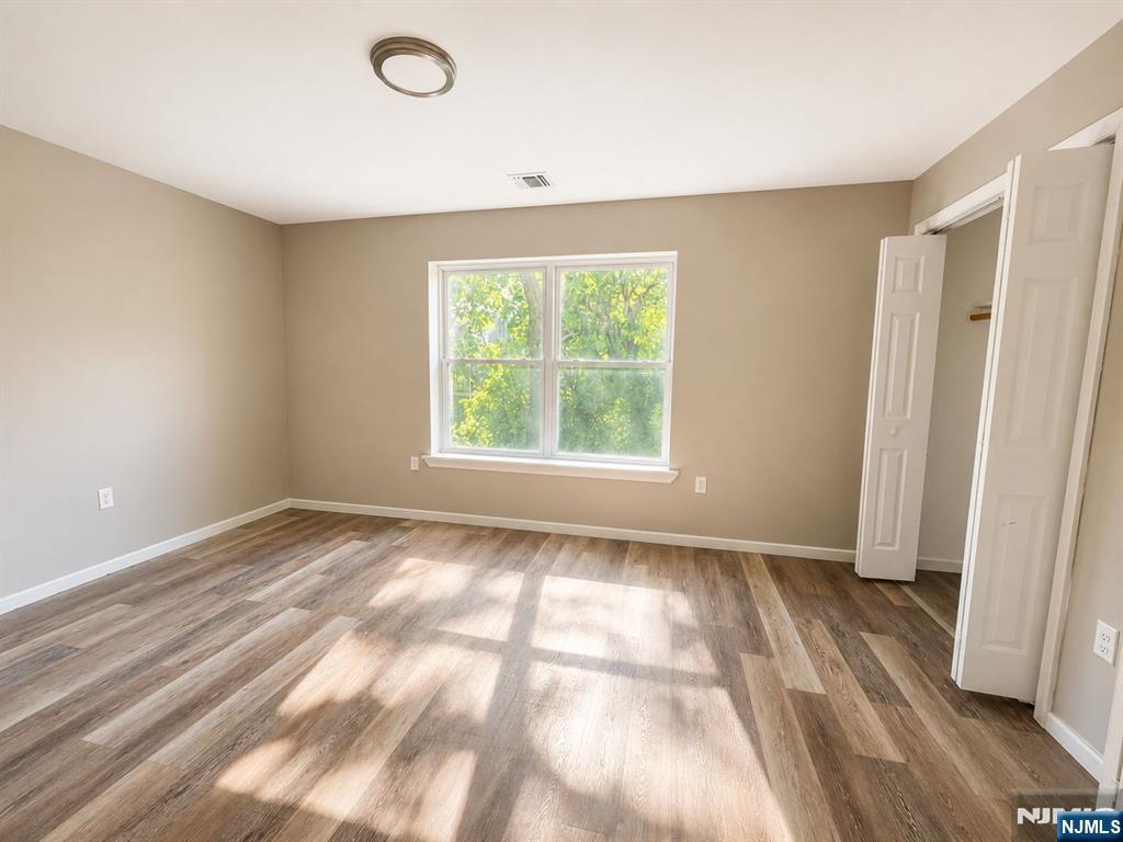 242 Rosa Parks Boulevard Paterson, NJ 07501 - Photo 5 of 6 Gallery Image 5