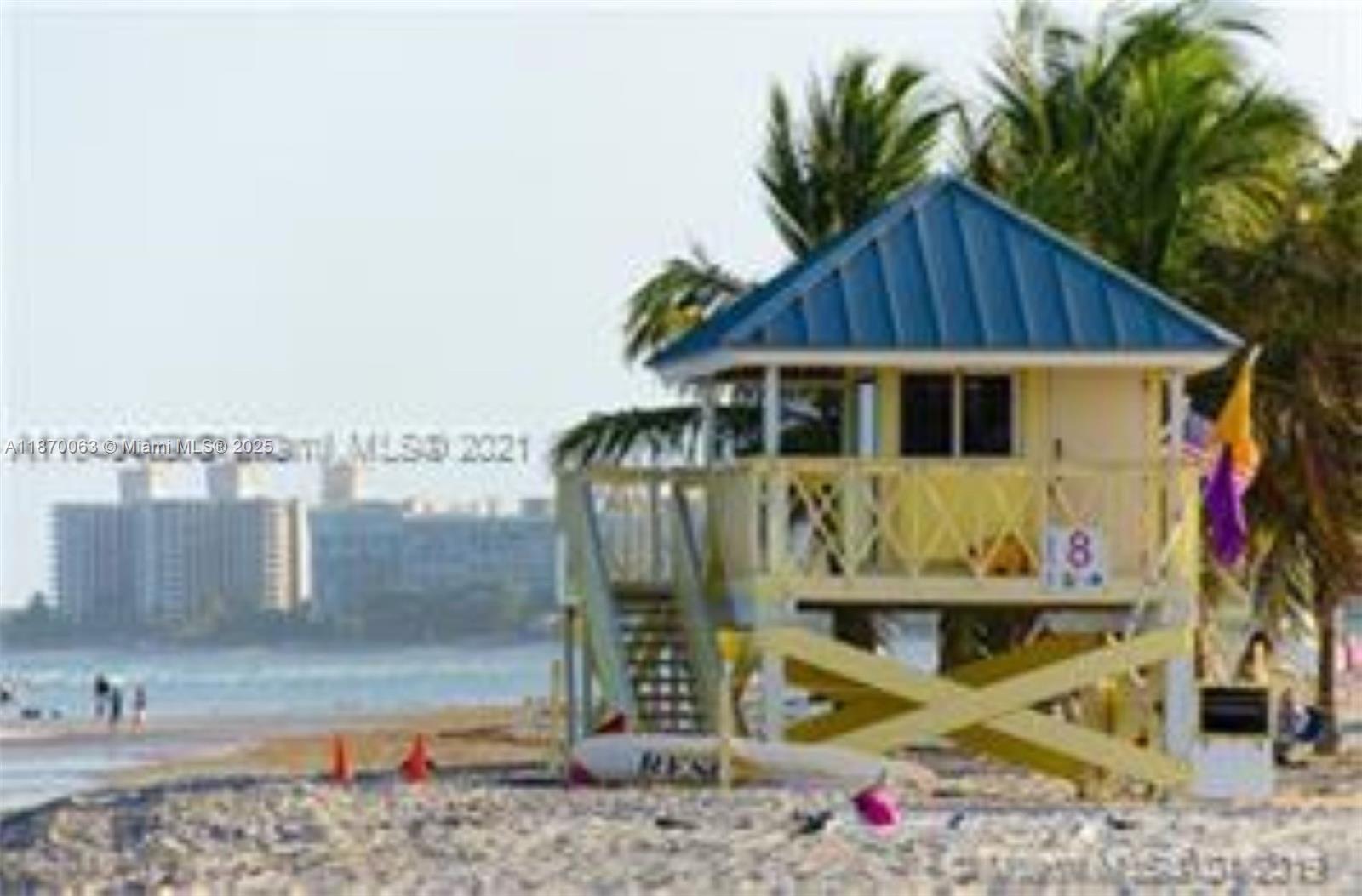3710 Collins Avenue, Unit N103 Miami Beach, FL 33140 - Photo 38 of 53 a view of roof