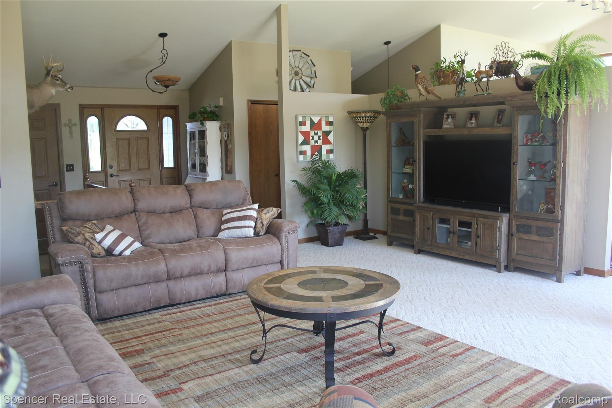 3294 Rochester Road Dryden, MI 48428 - Photo 9 of 25 IMG_5969.JPG