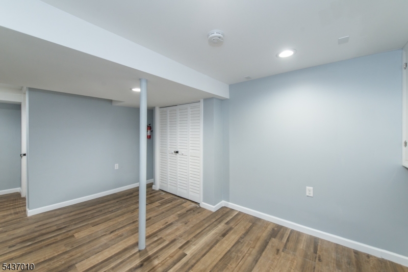 14 Grove Terrace Montclair, NJ 07042 - Photo 34 of 37