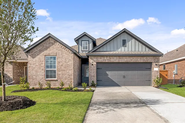 $292,900 | 1023 Rosewood Trail, Beasley, TX 77417