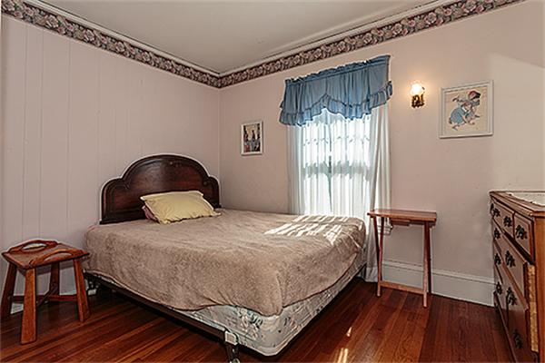 20 Langley Road Arlington, MA 02474 - Photo 17 of 23