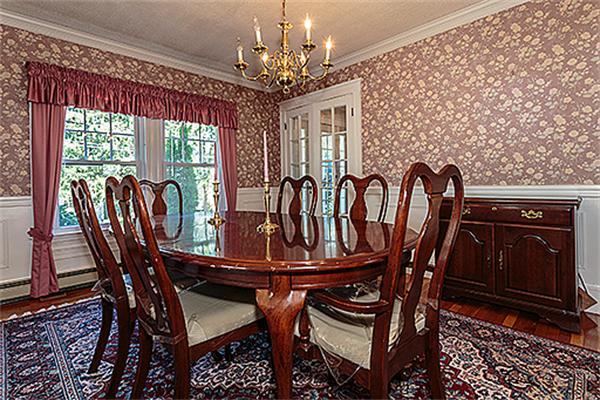 20 Langley Road Arlington, MA 02474 - Photo 10 of 23