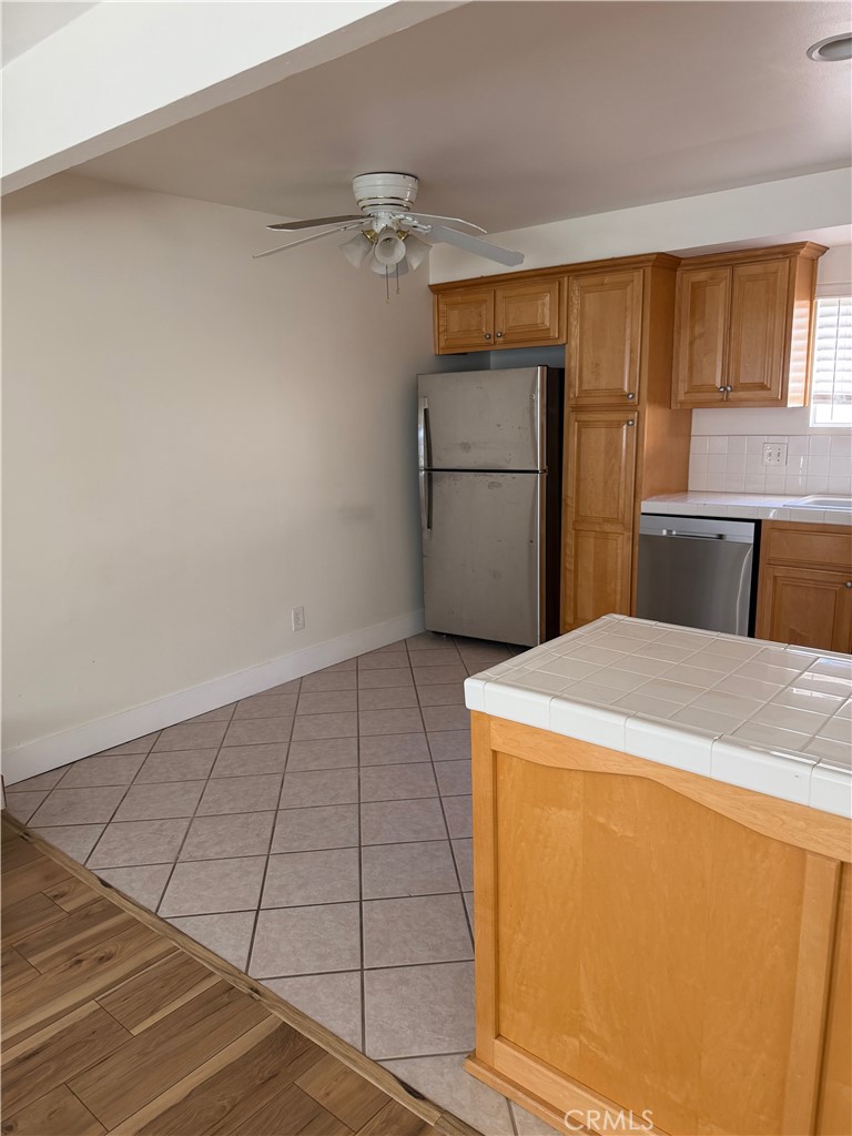 2617 Rockefeller Lane, Unit C Redondo Beach, CA 90278 - Photo 24 of 27