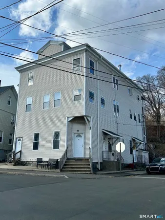 $1,200 | 68 Anderson Street, Naugatuck, CT 06770