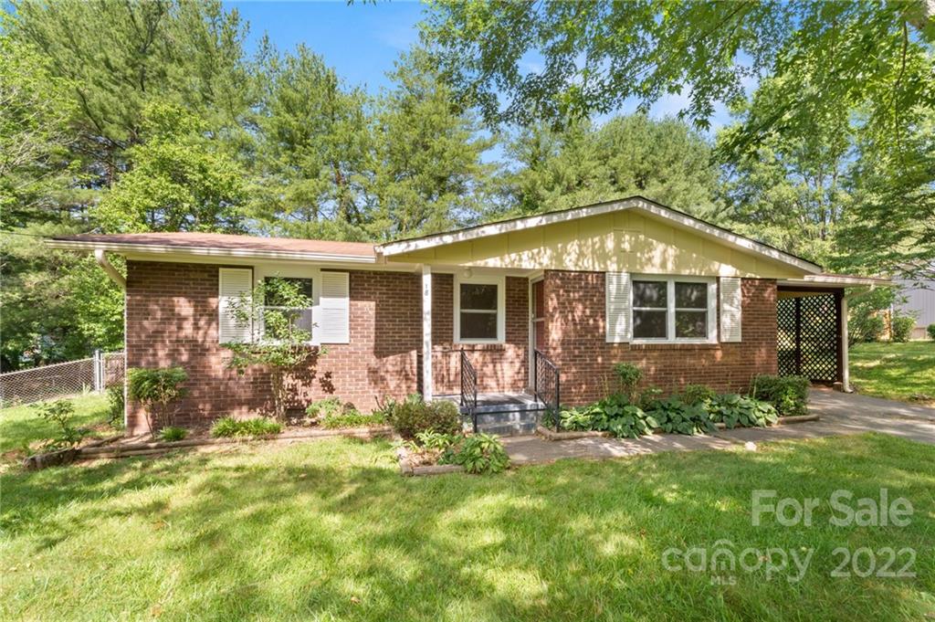 18 Cisco Road Asheville, NC 28805 - Photo 3 of 23 Gallery Image 3