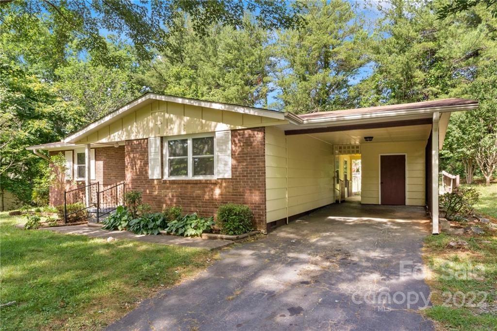 18 Cisco Road Asheville, NC 28805 - Photo 4 of 23 Gallery Image 4