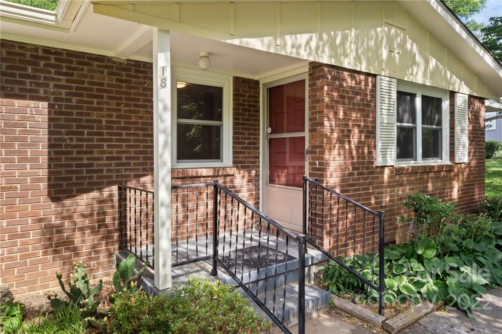18 Cisco Road Asheville, NC 28805 - Photo 5 of 23 Gallery Image 5
