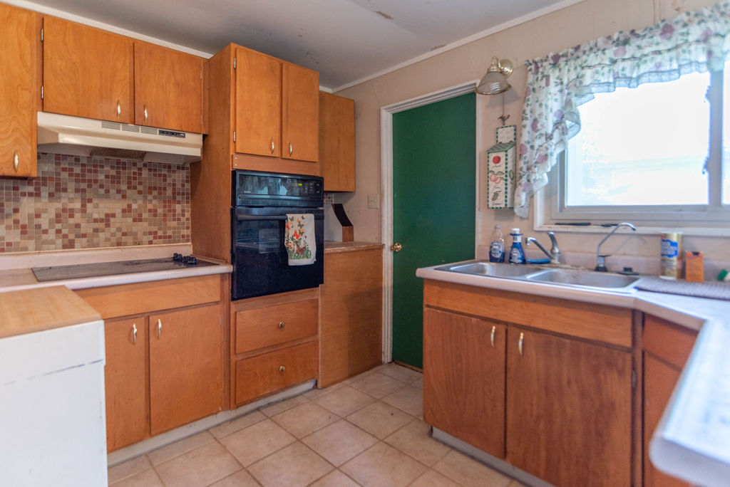 1530 Section Street Plainfield, IN 46168 - Photo 11 of 20