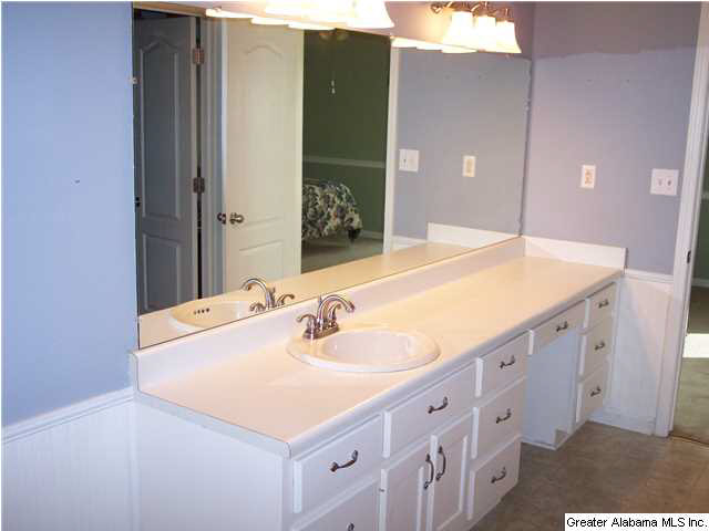 83 Hendrix Street Oneonta, AL 35121 - Photo 24 of 28