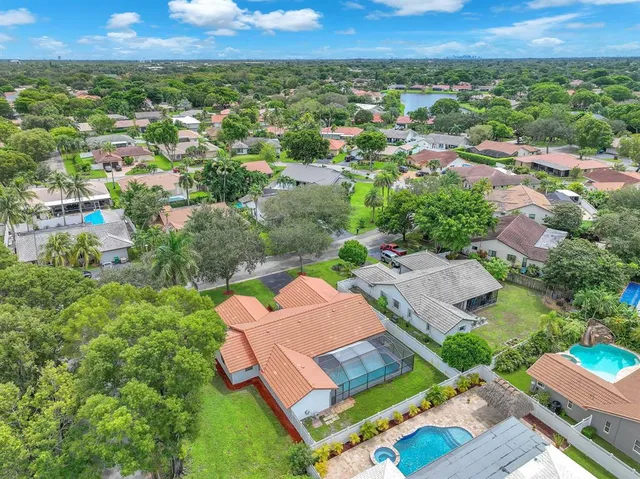 $769,950 | 1288 Northwest 112th Way, Coral Springs, FL 33071