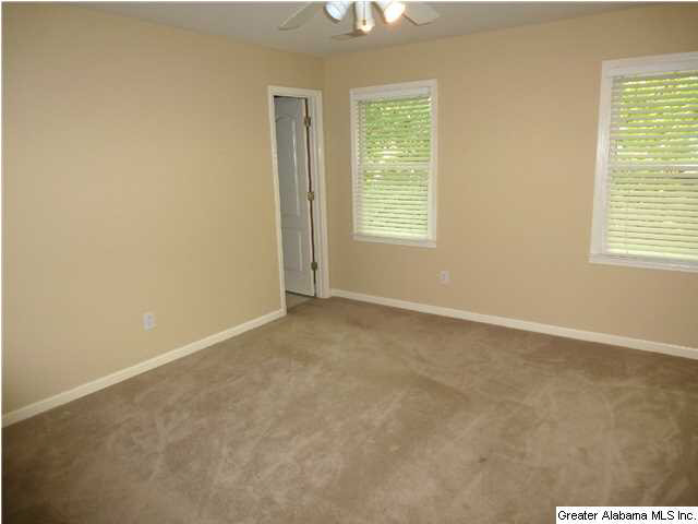 112 Windsor Circle Pelham, AL 35124 - Photo 26 of 32