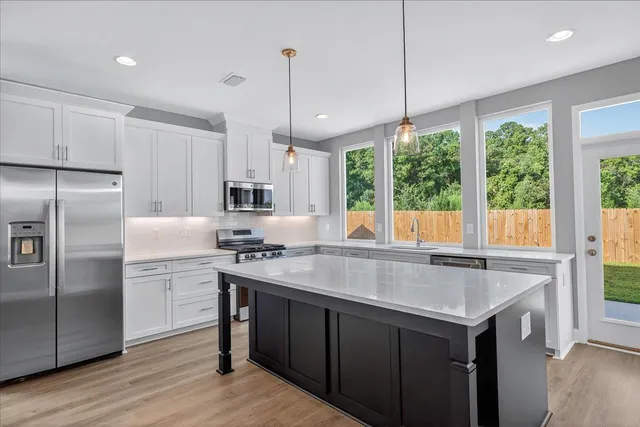 $426,512 | 3737 Meadow Vista Ln., Tallahassee, FL 32308