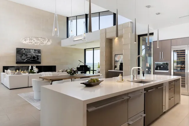 $8,750,000 | 4416 Amarra Drive, Austin, TX 78735