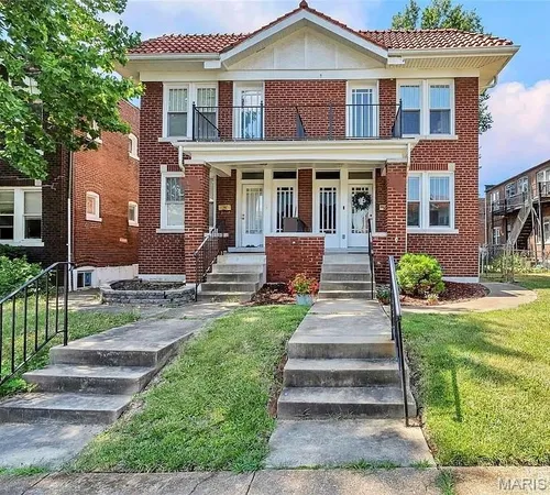 $2,000 | 4976 Lindenwood Avenue, St. Louis, MO 63109