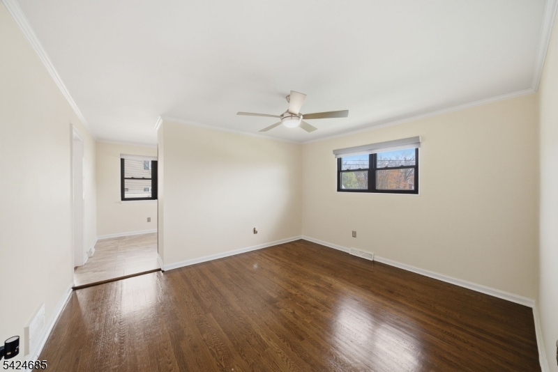 15 Sunnyhill Road Dover, NJ 07801 - Photo 12 of 40