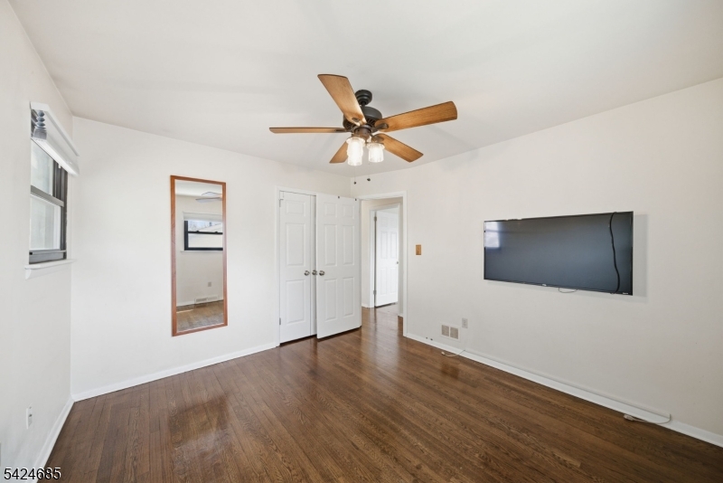 15 Sunnyhill Road Dover, NJ 07801 - Photo 15 of 40