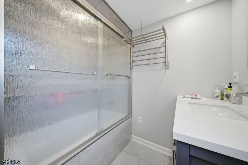 15 Sunnyhill Road Dover, NJ 07801 - Photo 26 of 40