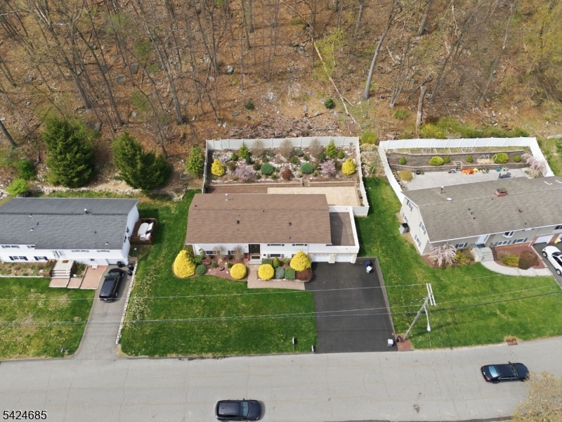 15 Sunnyhill Road Dover, NJ 07801 - Photo 40 of 40