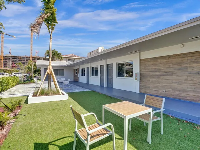 $2,950,000 | 3204-3208 Northeast 9th Street, Pompano Beach, FL 33062