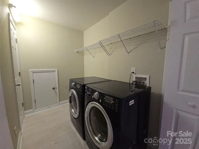 $449,500 | 1960 Wilburn Park Lane Northwest, Charlotte, NC 28269