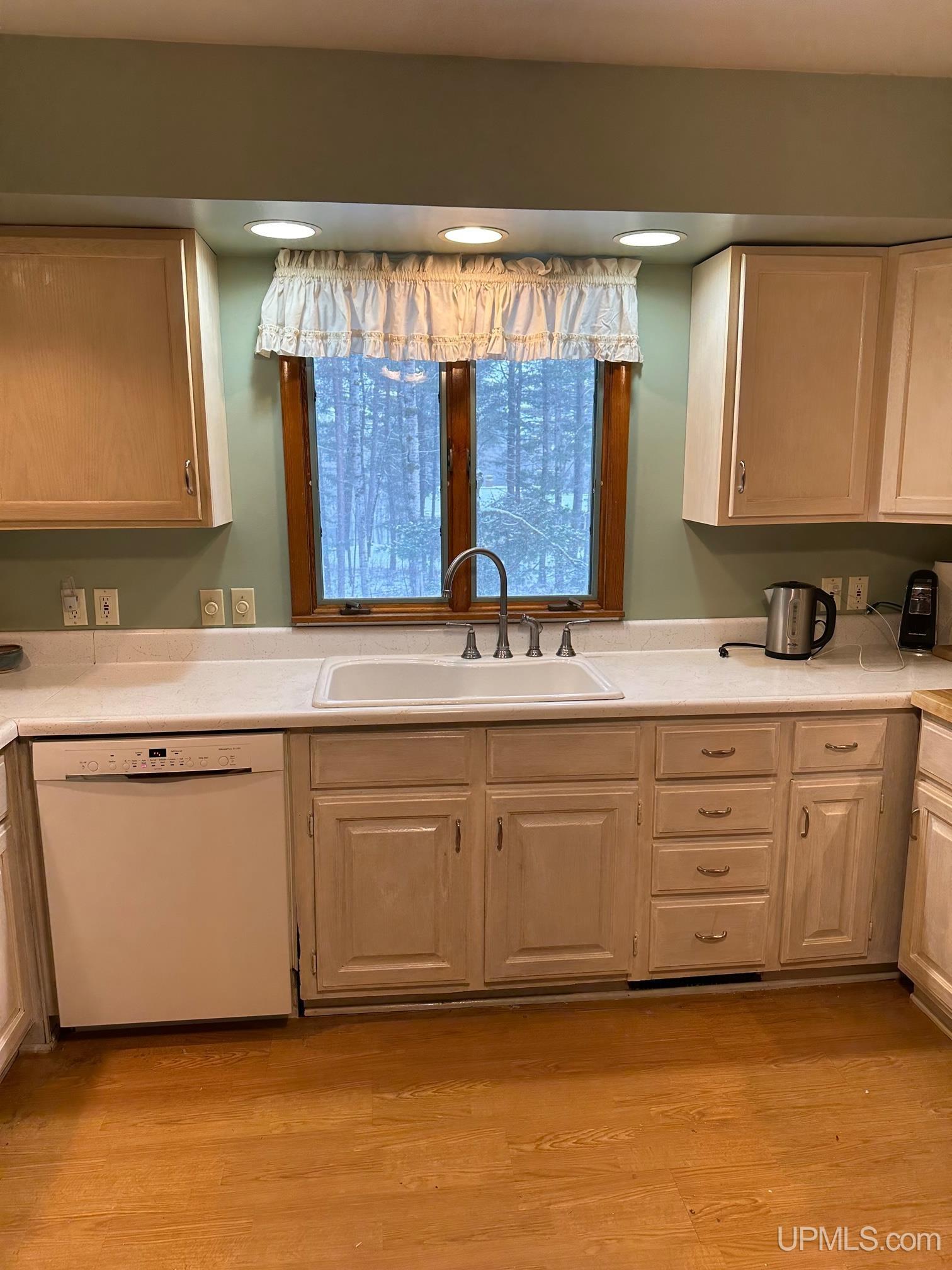 5365 Floodwood Road Republic, MI 49879 - Photo 4 of 53
