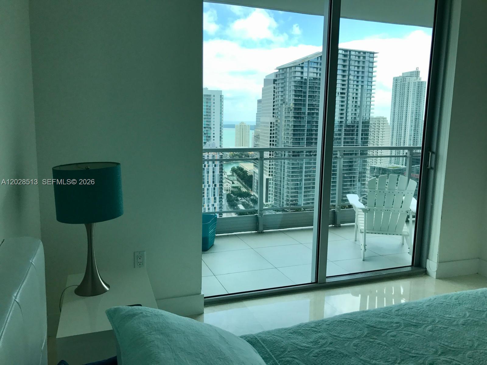 92 Southwest 3rd Street, Unit 3712 Miami, FL 33130 - Photo 10 of 14