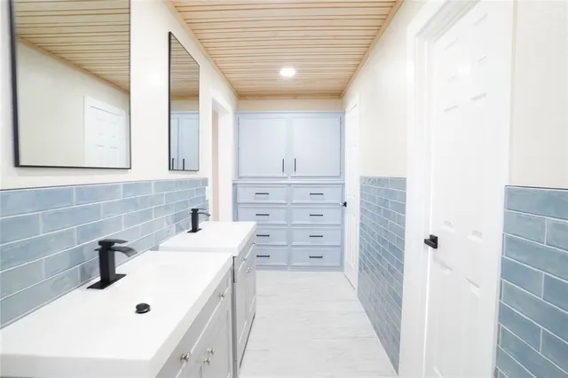 $499,000 | 2302 Greenhill Drive, Carrollton, TX 75006