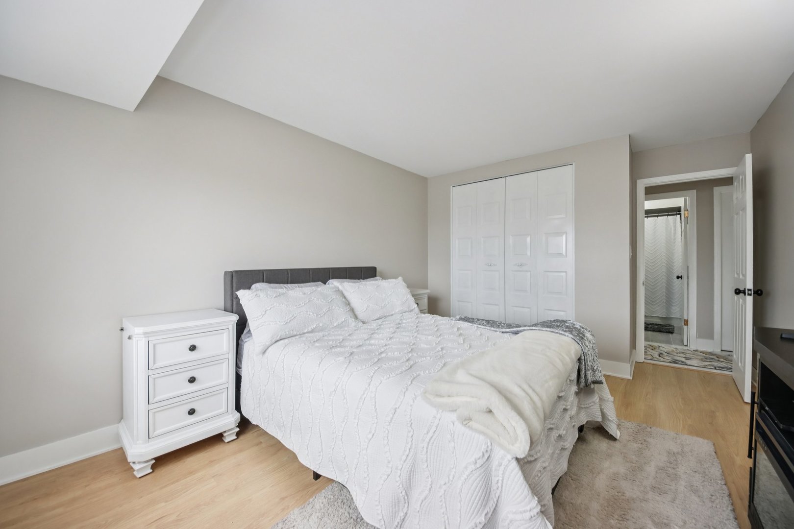 4949 Golf Road, Unit 308 Skokie, IL 60077 - Photo 16 of 30