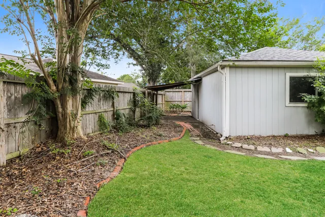 $263,000 | 12815 Westleigh Drive, Houston, TX 77077