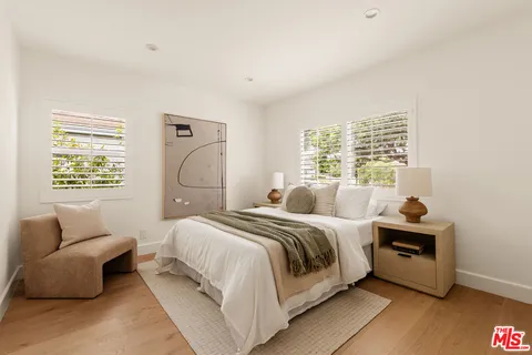 $1,995,000 | 6350 West 80th Place, Los Angeles, CA 90045