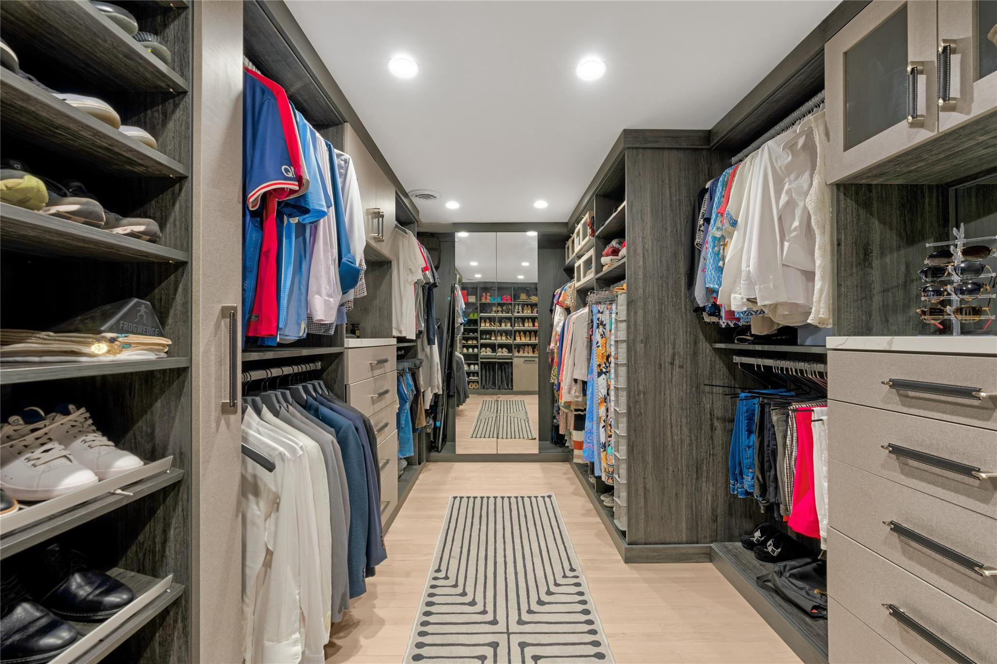 34 Cayuga Road Sea Ranch Lakes, FL 33308 - Photo 29 of 41 Primary Closet