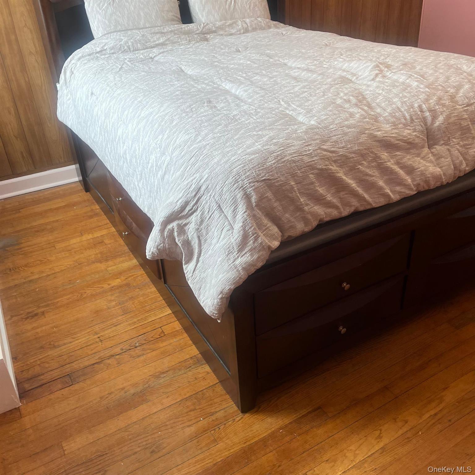 250-23 88th Road, Unit 1R Queens, NY 11426 - Photo 26 of 27