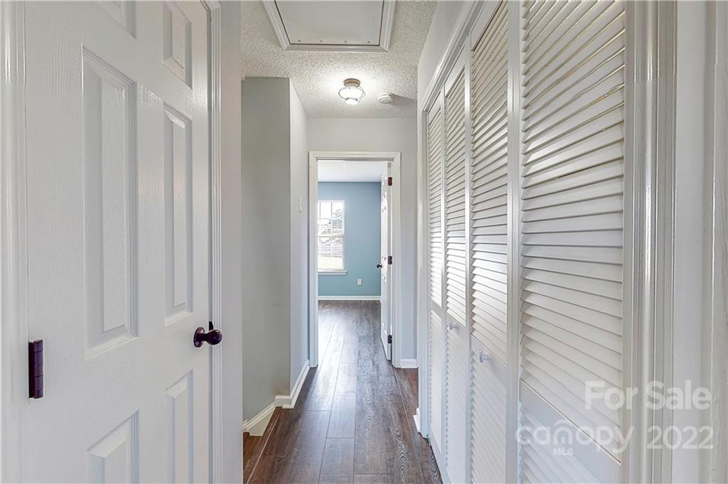 9138 Foggy Meadow Road Charlotte, NC 28269 - Photo 18 of 36