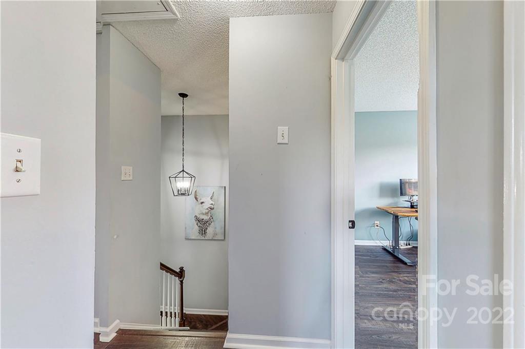 9138 Foggy Meadow Road Charlotte, NC 28269 - Photo 26 of 36