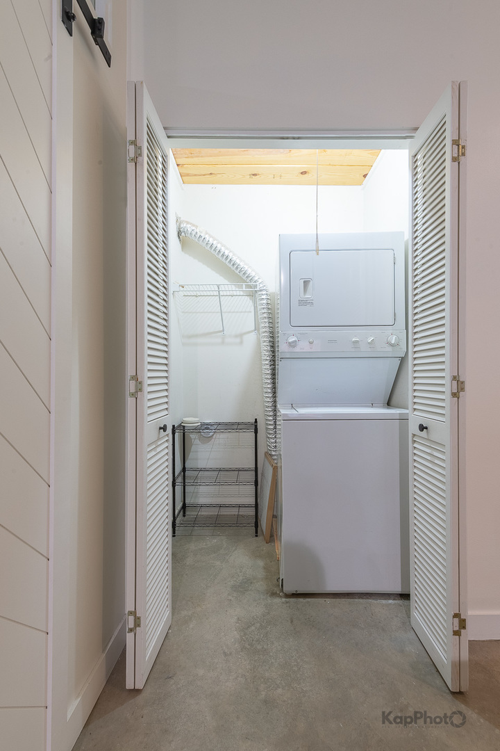 949 West Madison Street, Unit 207 Chicago, IL 60607 - Photo 12 of 26