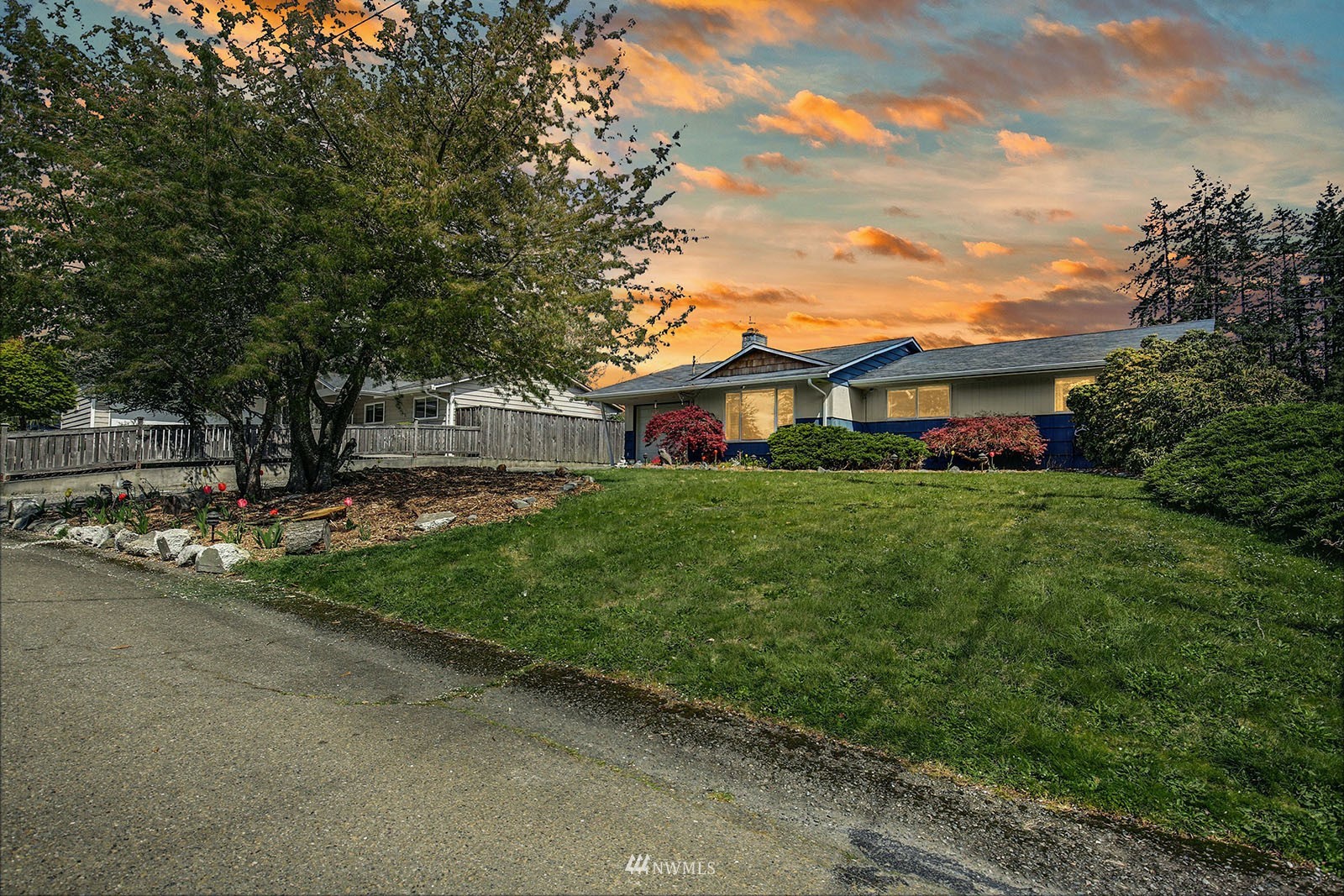 10426 126th Avenue Southeast Renton, WA 98056 - Photo 1 of 20 Gallery Image 1